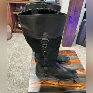 Anne Klein Black Leather Heeled Boots